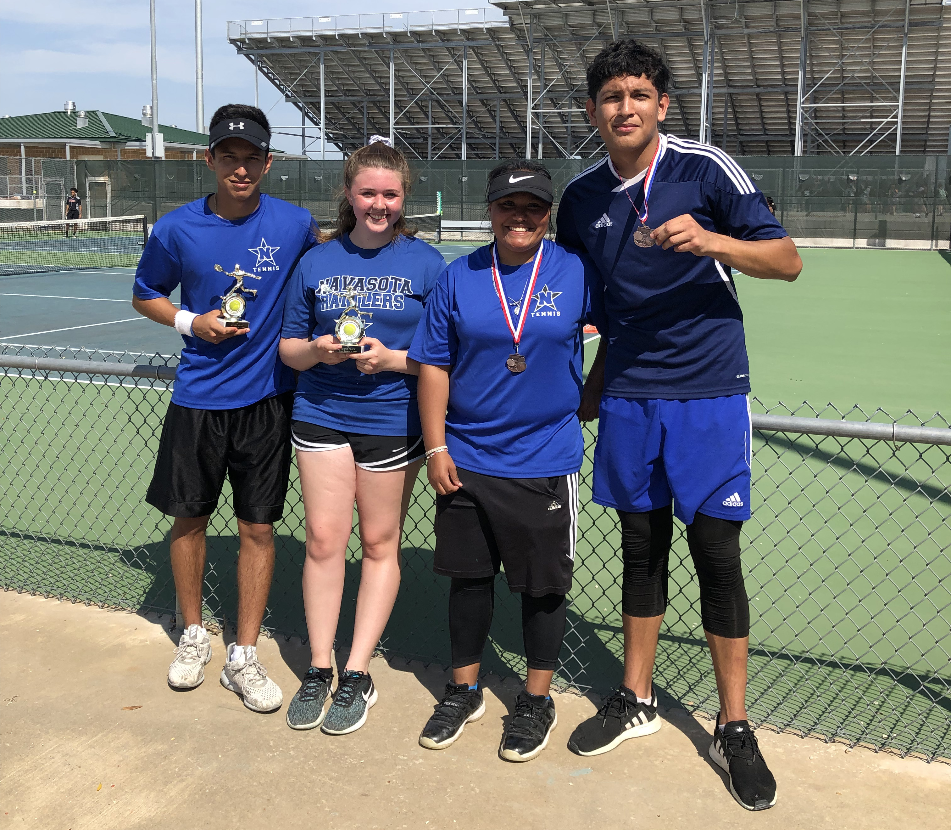 Rattler tennis causing racket ahead of district | Navasota Examiner